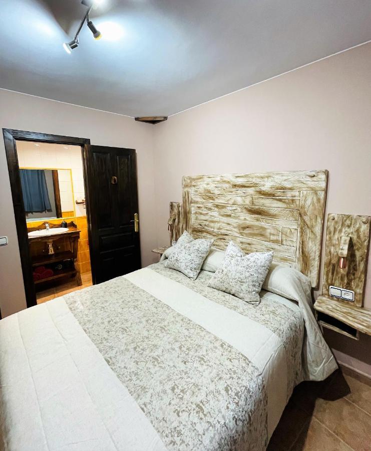 El Rincon De Andrea Habitaciones Бьескас Экстерьер фото