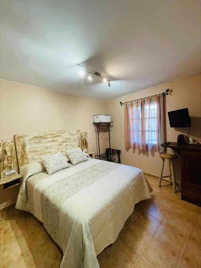 El Rincon De Andrea Habitaciones Бьескас Экстерьер фото