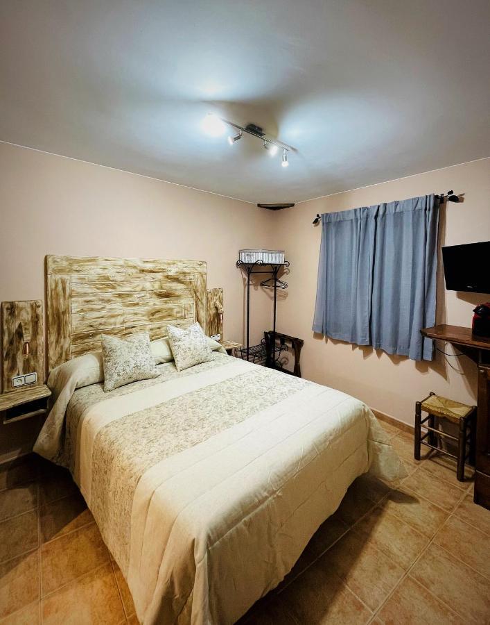 El Rincon De Andrea Habitaciones Бьескас Экстерьер фото